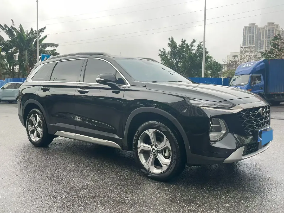2023 Hyundai Santafe 2.0T 230HP L4 8AT,autocango,china used car exporter,china ev exporter,chinese used car exporter,chinese used ev exporter