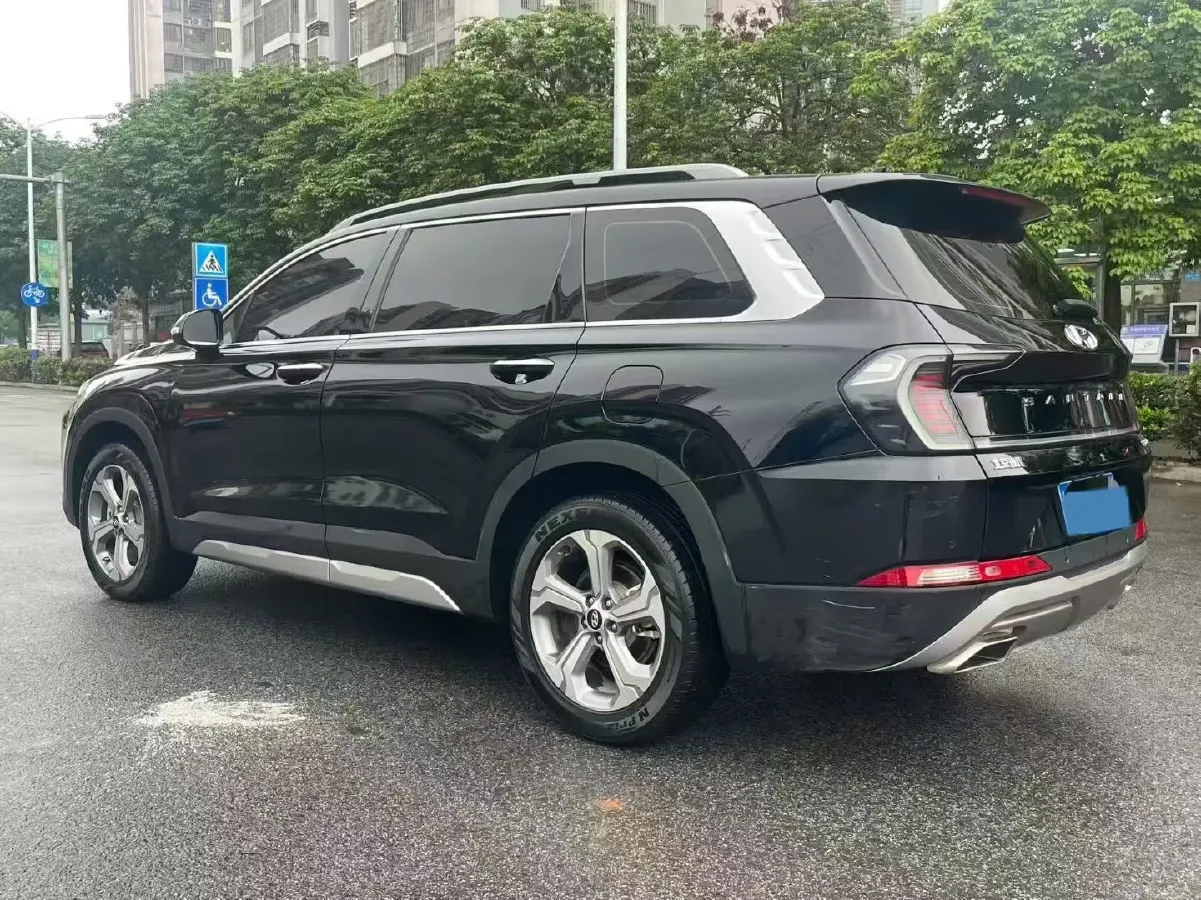 2023 Hyundai Santafe 2.0T 230HP L4 8AT,autocango,china used car exporter,china ev exporter,chinese used car exporter,chinese used ev exporter