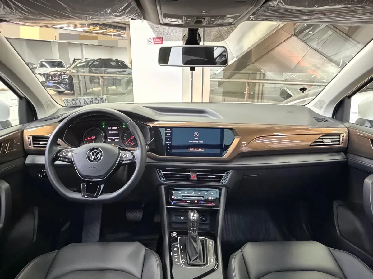 2021 Volkswagen Tharu 1.4T 150HP L4 7DCT,autocango,china used car exporter,china ev exporter,chinese used car exporter,chinese used ev exporter