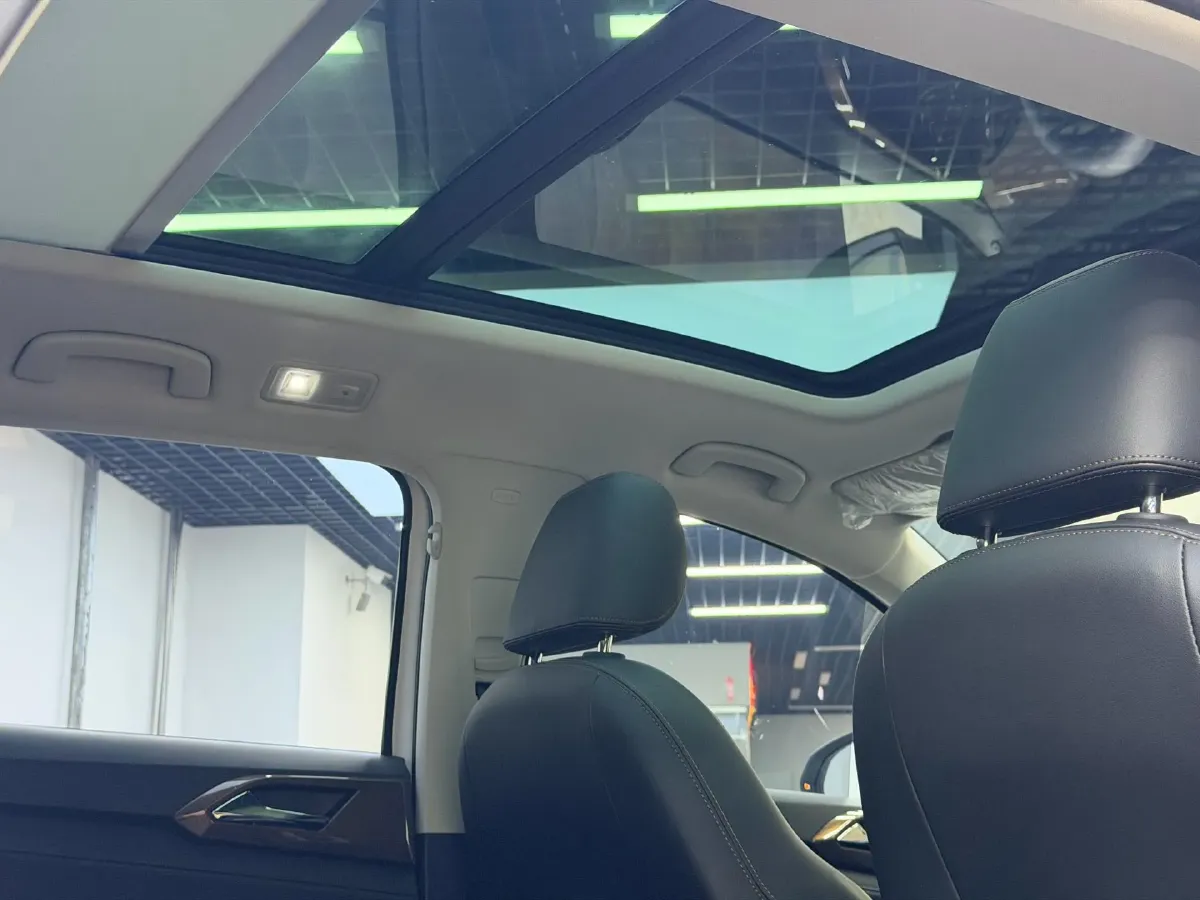 2021 Volkswagen Tharu 1.4T 150HP L4 7DCT,autocango,china used car exporter,china ev exporter,chinese used car exporter,chinese used ev exporter