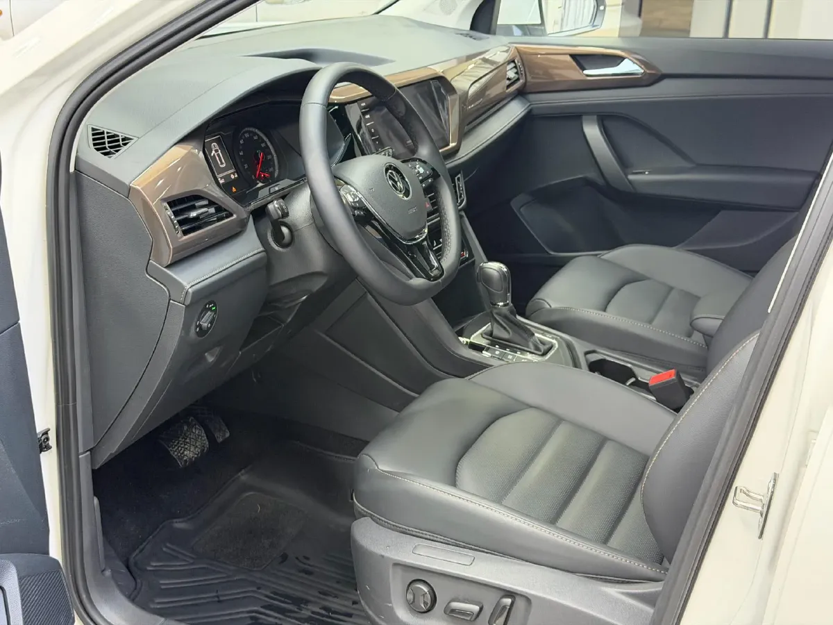 2021 Volkswagen Tharu 1.4T 150HP L4 7DCT,autocango,china used car exporter,china ev exporter,chinese used car exporter,chinese used ev exporter