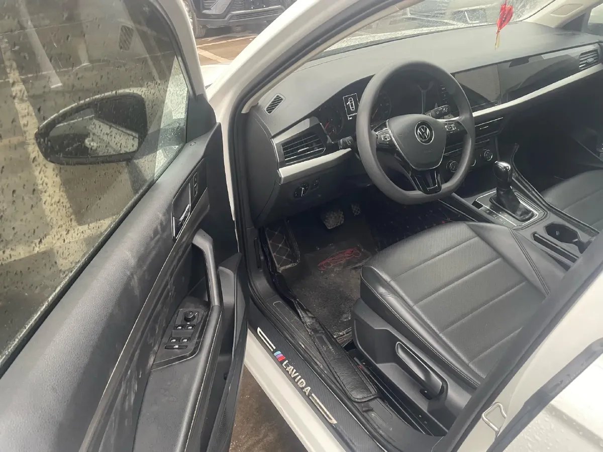2021 Volkswagen Lavida 1.5L 113HP L4 6AT,autocango,china used car exporter,china ev exporter,chinese used car exporter,chinese used ev exporter