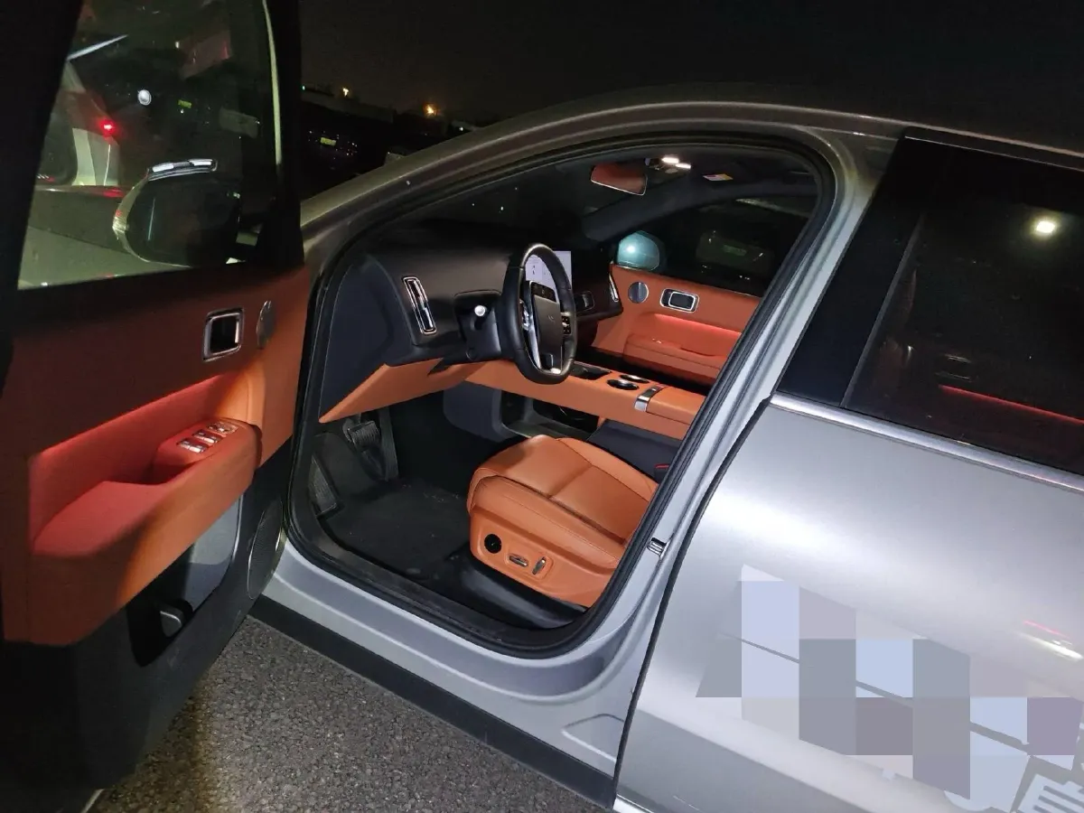 2024 Li L6 Range Extended 154HP L4 REEV 36.8KWH,autocango,china used car exporter,china ev exporter,chinese used car exporter,chinese used ev exporter