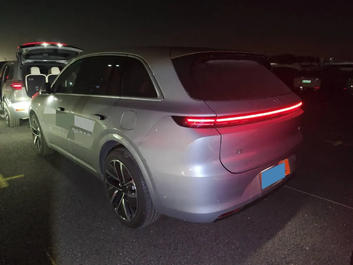 2024 Li L6 Range Extended 154HP L4 REEV 36.8KWH,autocango,china used car exporter,china ev exporter,chinese used car exporter,chinese used ev exporter