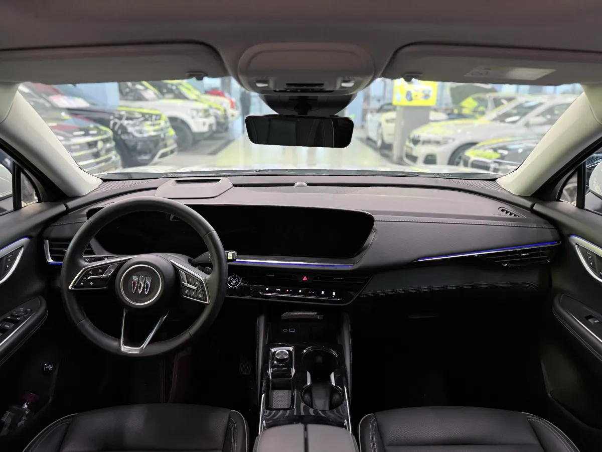 2025 Buick EnvisionPlus 2.0T 237HP L4 9AT,autocango,china used car exporter,china ev exporter,chinese used car exporter,chinese used ev exporter