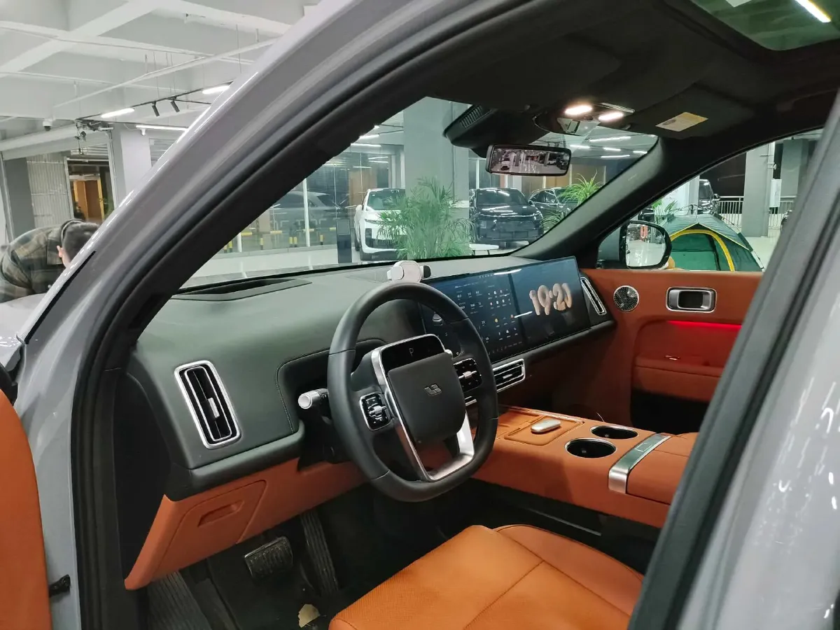 2025 Li L9 Range Extended 154HP REEV,autocango,china used car exporter,china ev exporter,chinese used car exporter,chinese used ev exporter