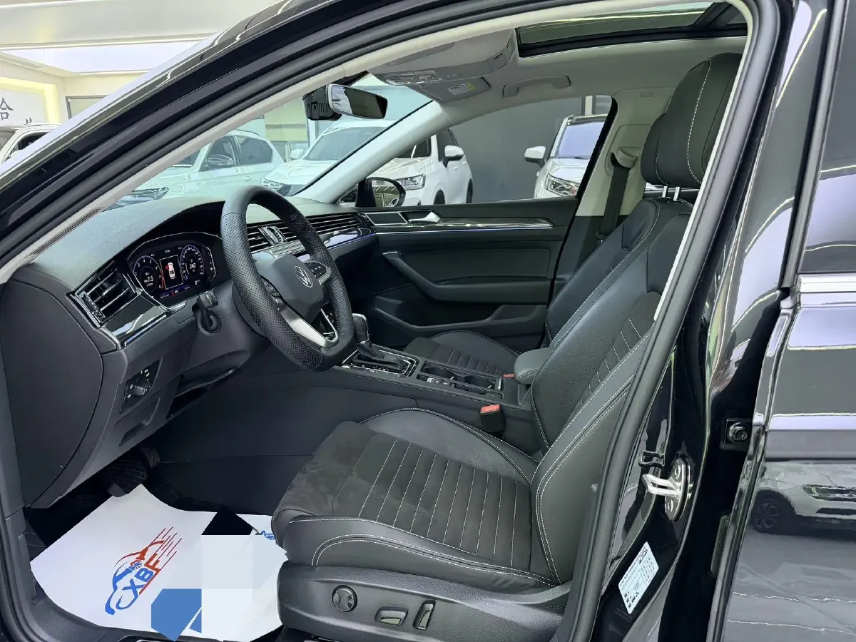 2020 Volkswagen Magotan 2.0T 186HP L4 7DCT,autocango,china used car exporter,china ev exporter,chinese used car exporter,chinese used ev exporter