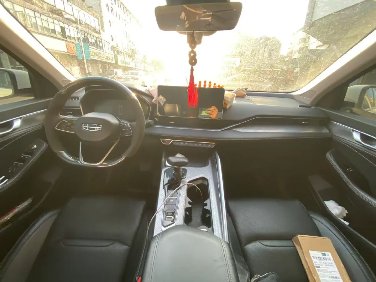 2021 Geely Preface 2.0T 190HP L4 7DCT,autocango,china used car exporter,china ev exporter,chinese used car exporter,chinese used ev exporter