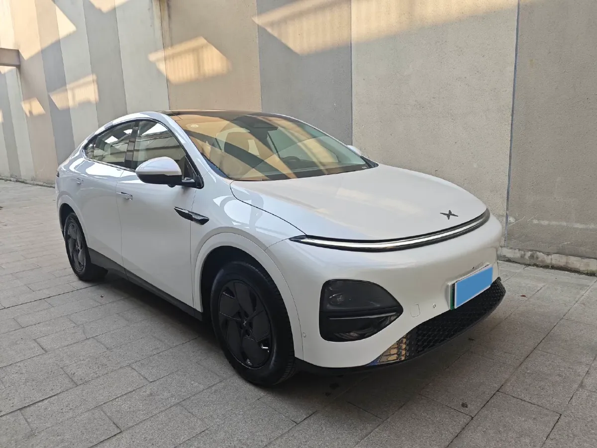 2025 Xpeng G6 BEV 68.5KWH,autocango,china used car exporter,china ev exporter,chinese used car exporter,chinese used ev exporter