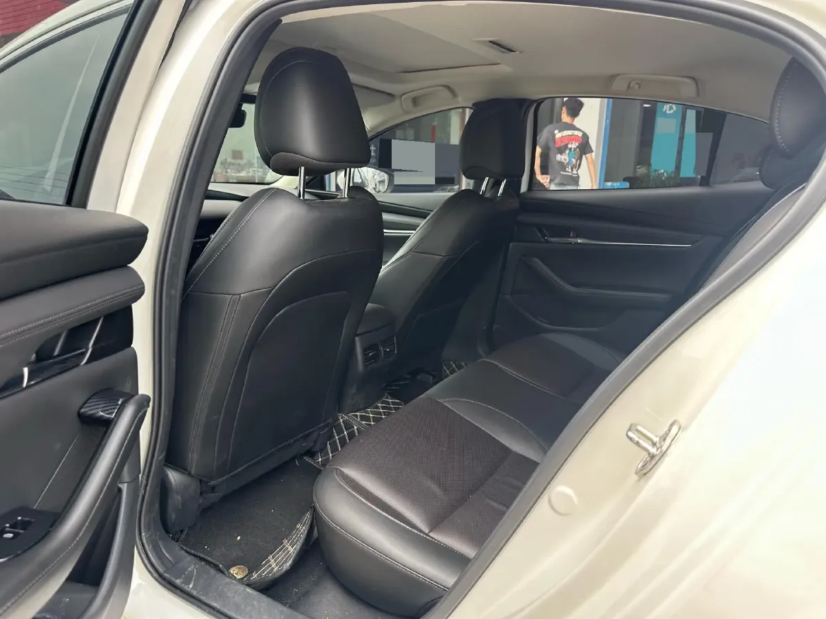 2022 Mazda 3 Axela 2.0L 158HP L4 6AT,autocango,china used car exporter,china ev exporter,chinese used car exporter,chinese used ev exporter