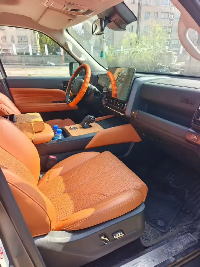 2024 Haval H9 2.0T 224HP L4 8AT,autocango,china used car exporter,china ev exporter,chinese used car exporter,chinese used ev exporter