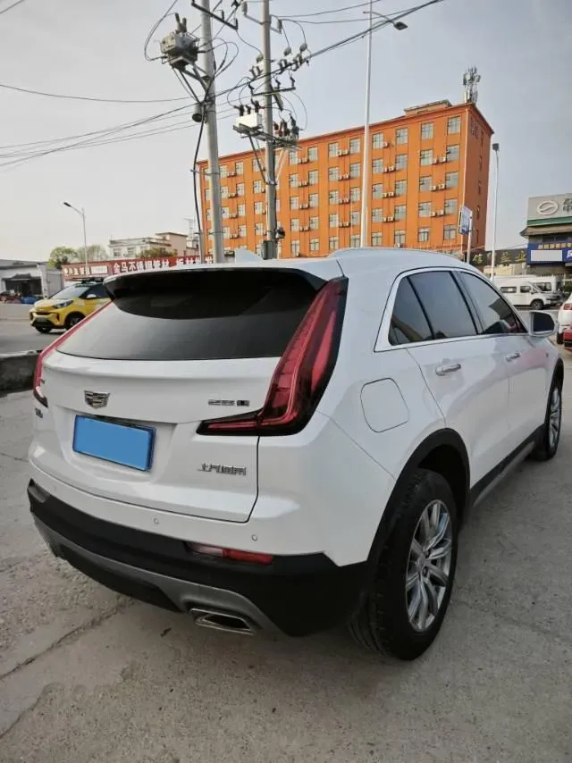 2021 Cadillac XT4 2.0T 237HP L4 9AT,autocango,china used car exporter,china ev exporter,chinese used car exporter,chinese used ev exporter
