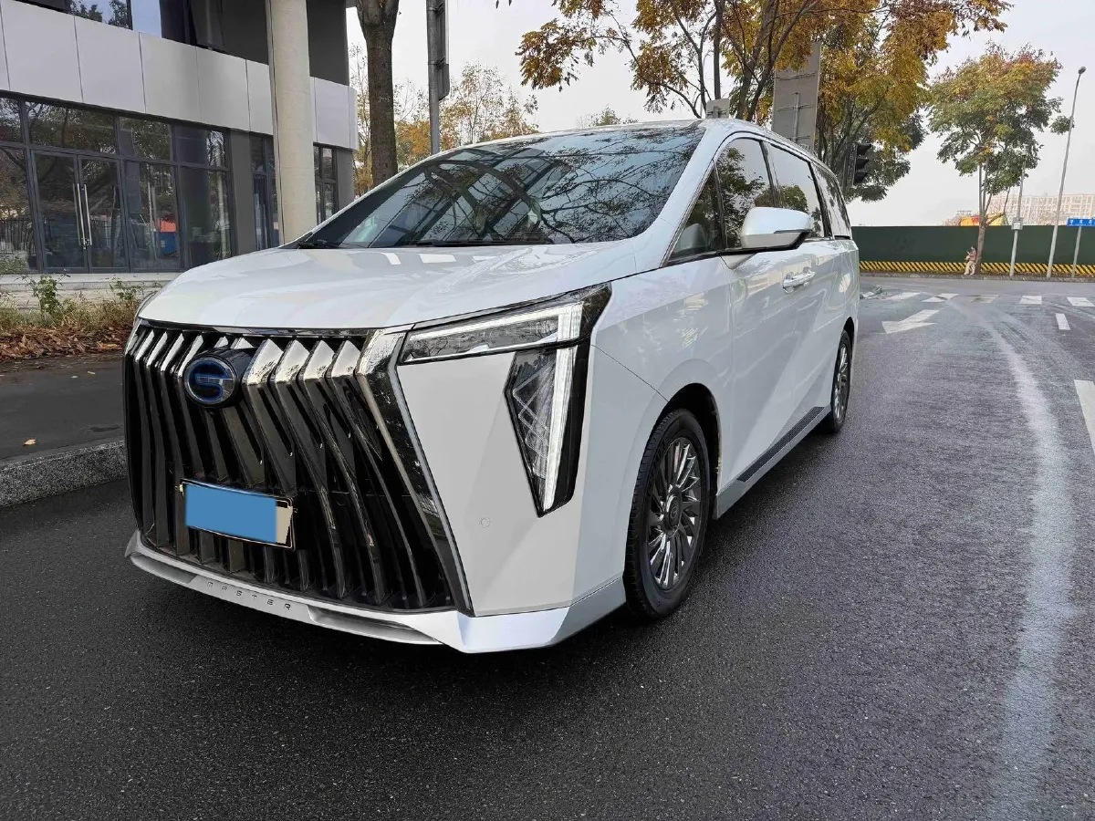 2023 GAC Trumpchi M8 2.0T 252HP L4 8AT,autocango,china used car exporter,china ev exporter,chinese used car exporter,chinese used ev exporter