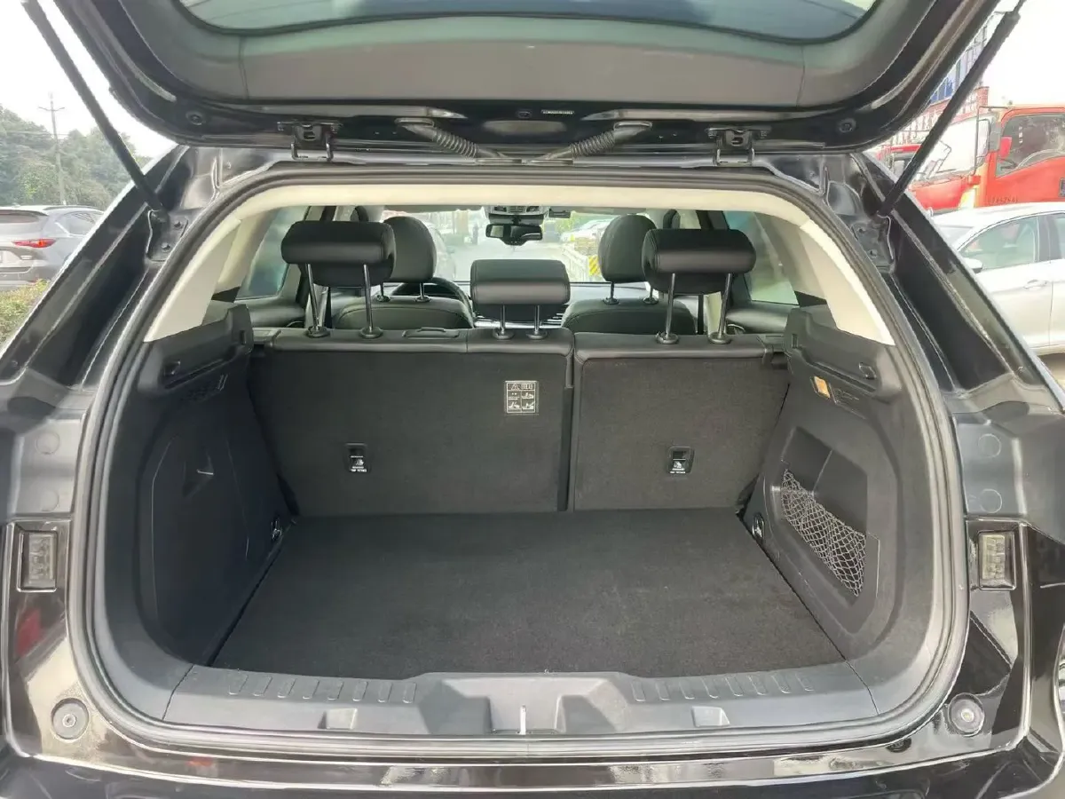 2018 Haval H6 1.5T 169HP L4 7DCT,autocango,china used car exporter,china ev exporter,chinese used car exporter,chinese used ev exporter