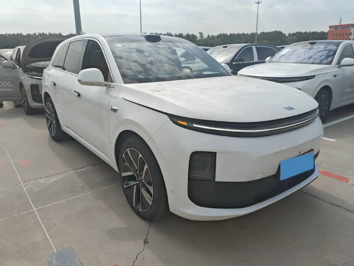 2024 Li L6 Range Extended 154HP L4 REEV 36.8KWH,autocango,china used car exporter,china ev exporter,chinese used car exporter,chinese used ev exporter