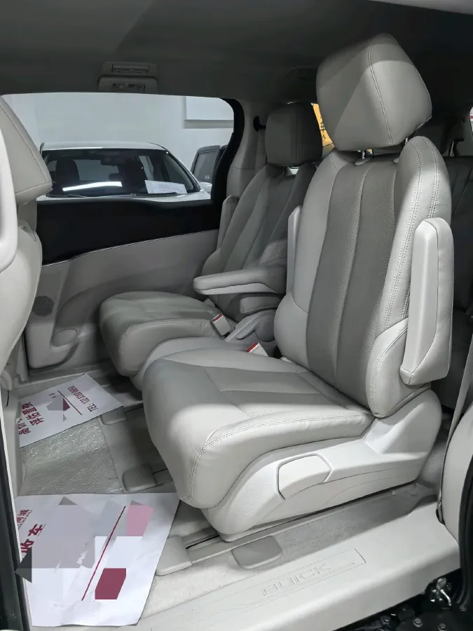 2023 Buick GL8 2.0T 237HP L4 9AT,autocango,china used car exporter,china ev exporter,chinese used car exporter,chinese used ev exporter