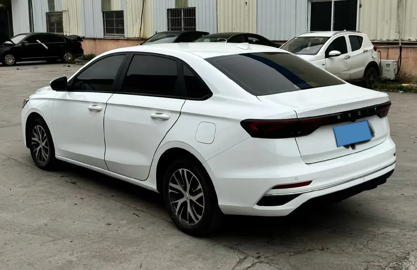 2026 Geely Emgrand 1.5L 120HP L4 5MT,autocango,china used car exporter,china ev exporter,chinese used car exporter,chinese used ev exporter