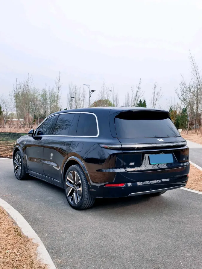 2022 Li L9 Range Extended 154HP REEV 42.6KWH,autocango,china used car exporter,china ev exporter,chinese used car exporter,chinese used ev exporter