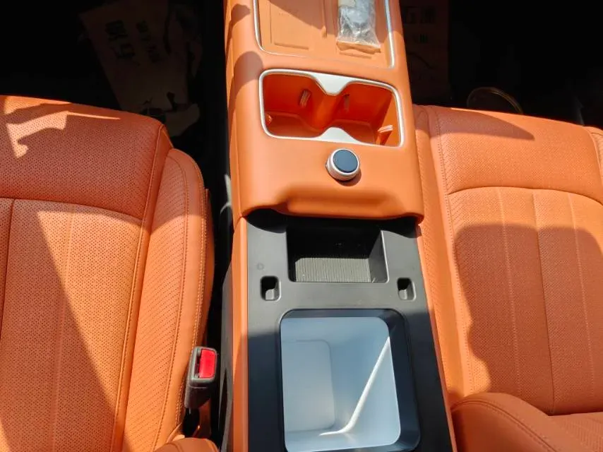 2025 FangChengBao Tai 7 1.5T 156HP L4 E-CVT PHEV,autocango,china used car exporter,china ev exporter,chinese used car exporter,chinese used ev exporter