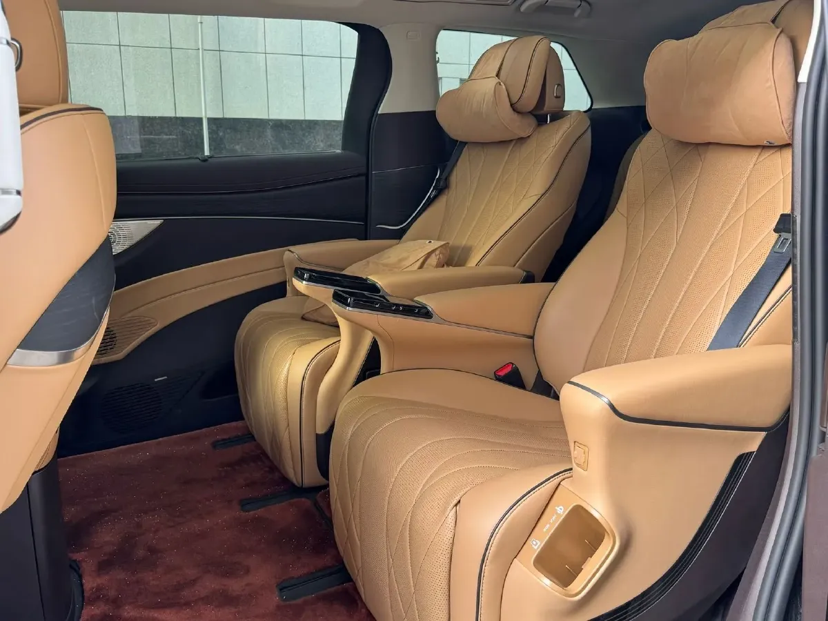 2024 Denza D9 1.5T 139HP L4 E-CVT PHEV 40KWH,autocango,china used car exporter,china ev exporter,chinese used car exporter,chinese used ev exporter