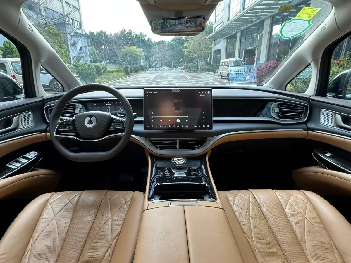 2024 Denza D9 1.5T 139HP L4 E-CVT PHEV 40KWH,autocango,china used car exporter,china ev exporter,chinese used car exporter,chinese used ev exporter