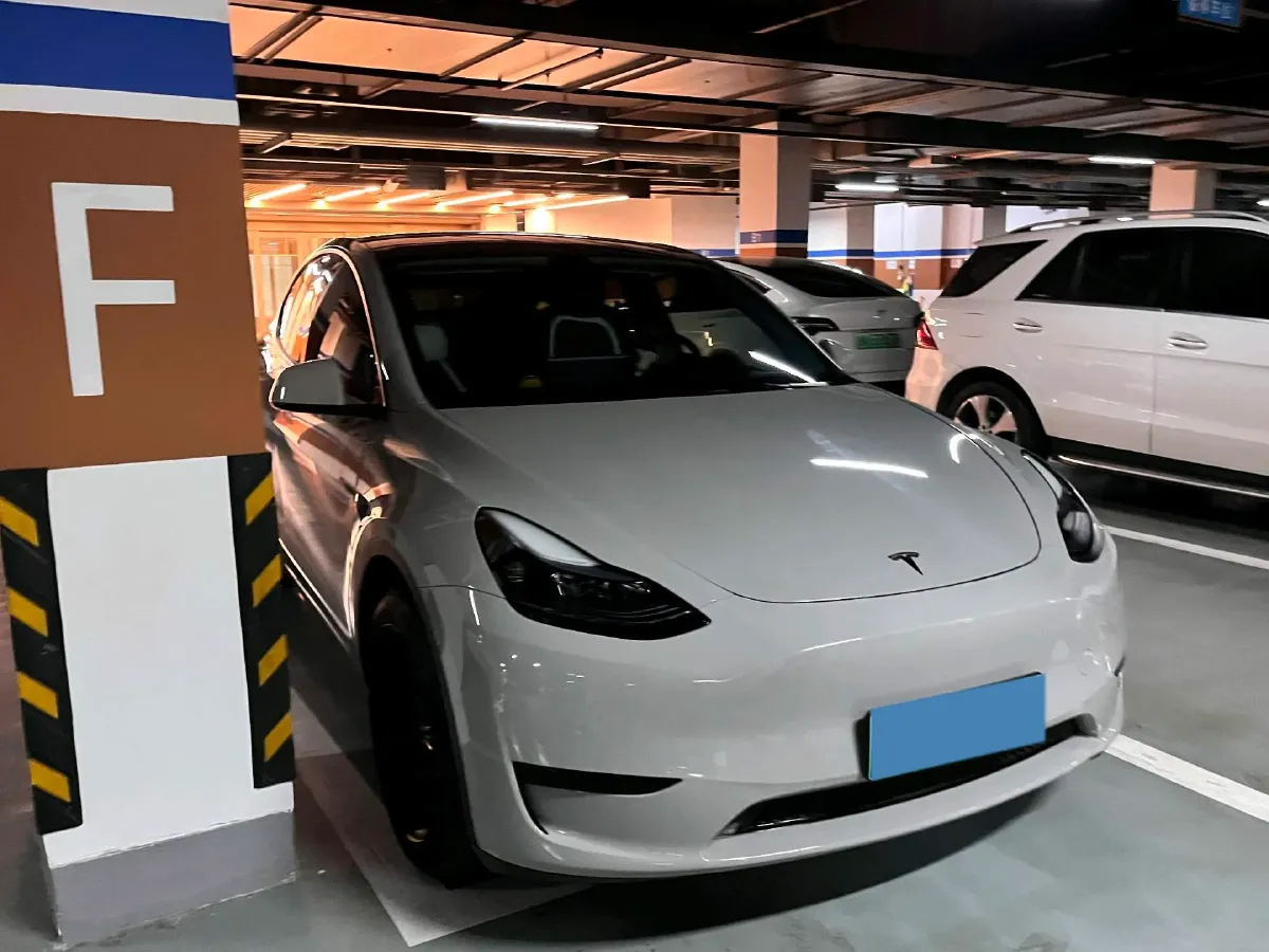 2022 Tesla Model Y BEV 60KWH,autocango,china used car exporter,china ev exporter,chinese used car exporter,chinese used ev exporter