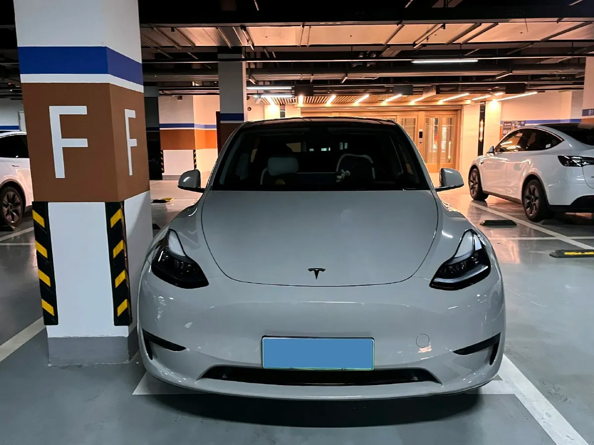 2022 Tesla Model Y BEV 60KWH,autocango,china used car exporter,china ev exporter,chinese used car exporter,chinese used ev exporter