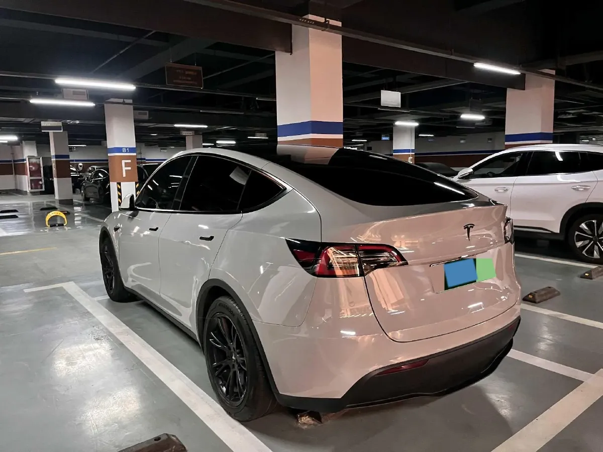2022 Tesla Model Y BEV 60KWH,autocango,china used car exporter,china ev exporter,chinese used car exporter,chinese used ev exporter