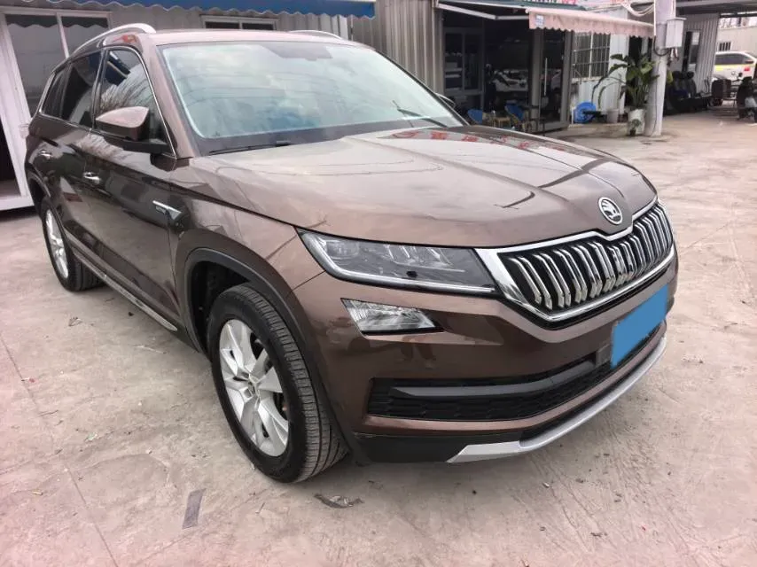 2018 Skoda Kodiak 2.0T 186HP L4 7DCT,autocango,china used car exporter,china ev exporter,chinese used car exporter,chinese used ev exporter