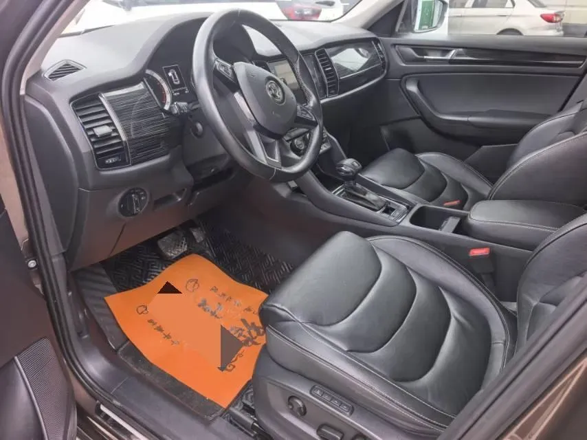 2018 Skoda Kodiak 2.0T 186HP L4 7DCT,autocango,china used car exporter,china ev exporter,chinese used car exporter,chinese used ev exporter