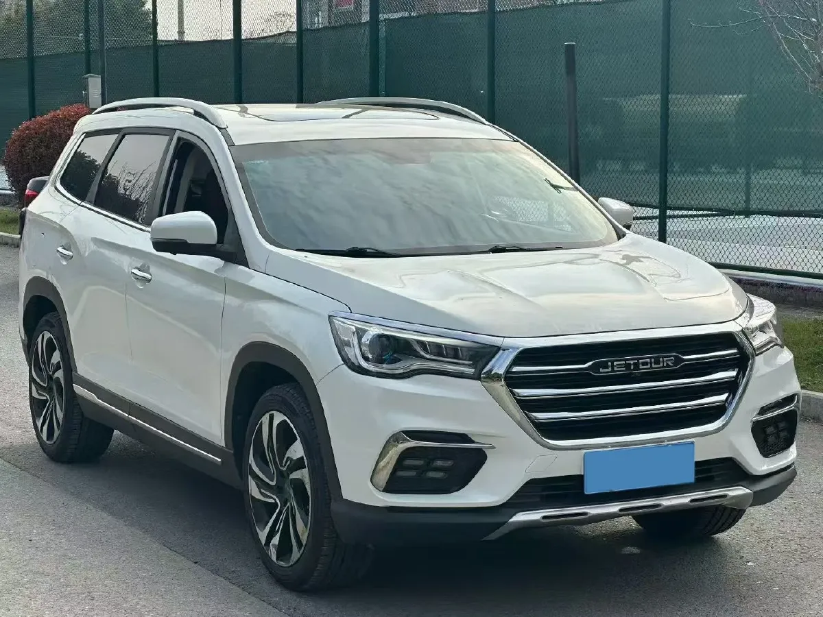2019 Jetour X90 1.5T 147HP L4 6MT,autocango,china used car exporter,china ev exporter,chinese used car exporter,chinese used ev exporter