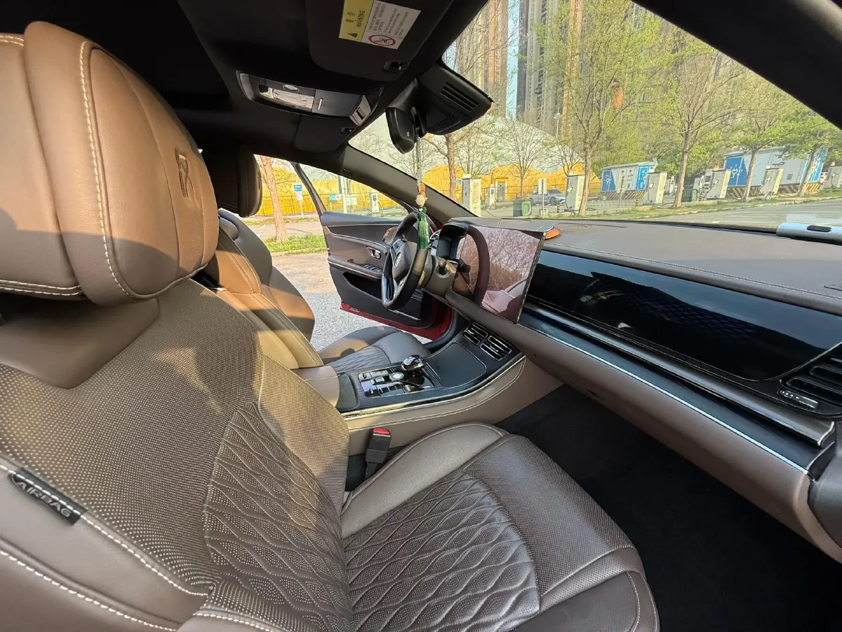 2020 WEY VV7 2.0T 227HP L4 7DCT PHEV,autocango,china used car exporter,china ev exporter,chinese used car exporter,chinese used ev exporter