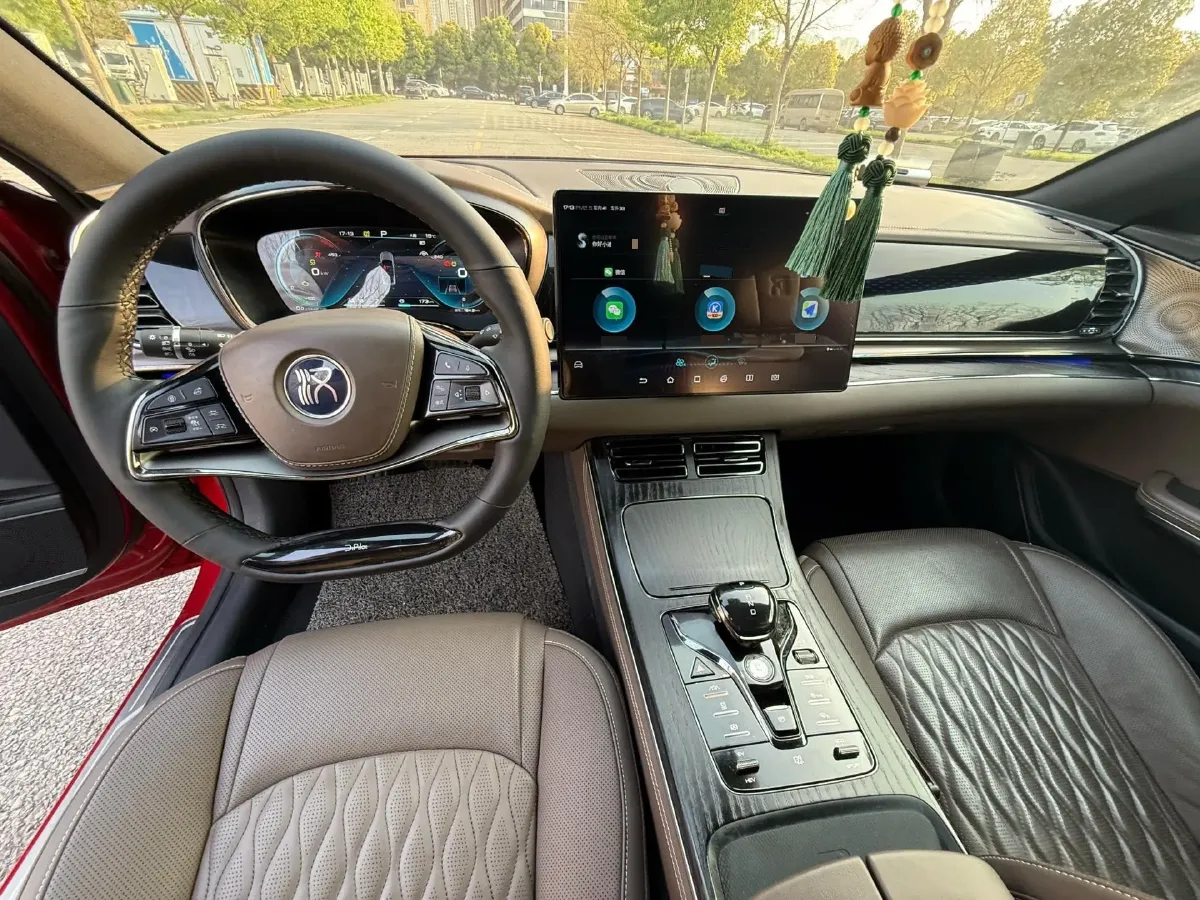 2020 WEY VV7 2.0T 227HP L4 7DCT PHEV,autocango,china used car exporter,china ev exporter,chinese used car exporter,chinese used ev exporter