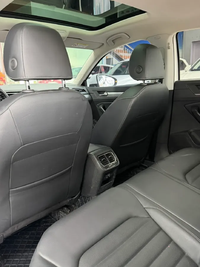 2021 Volkswagen Lamando 1.4T 150HP L4 7DCT,autocango,china used car exporter,china ev exporter,chinese used car exporter,chinese used ev exporter