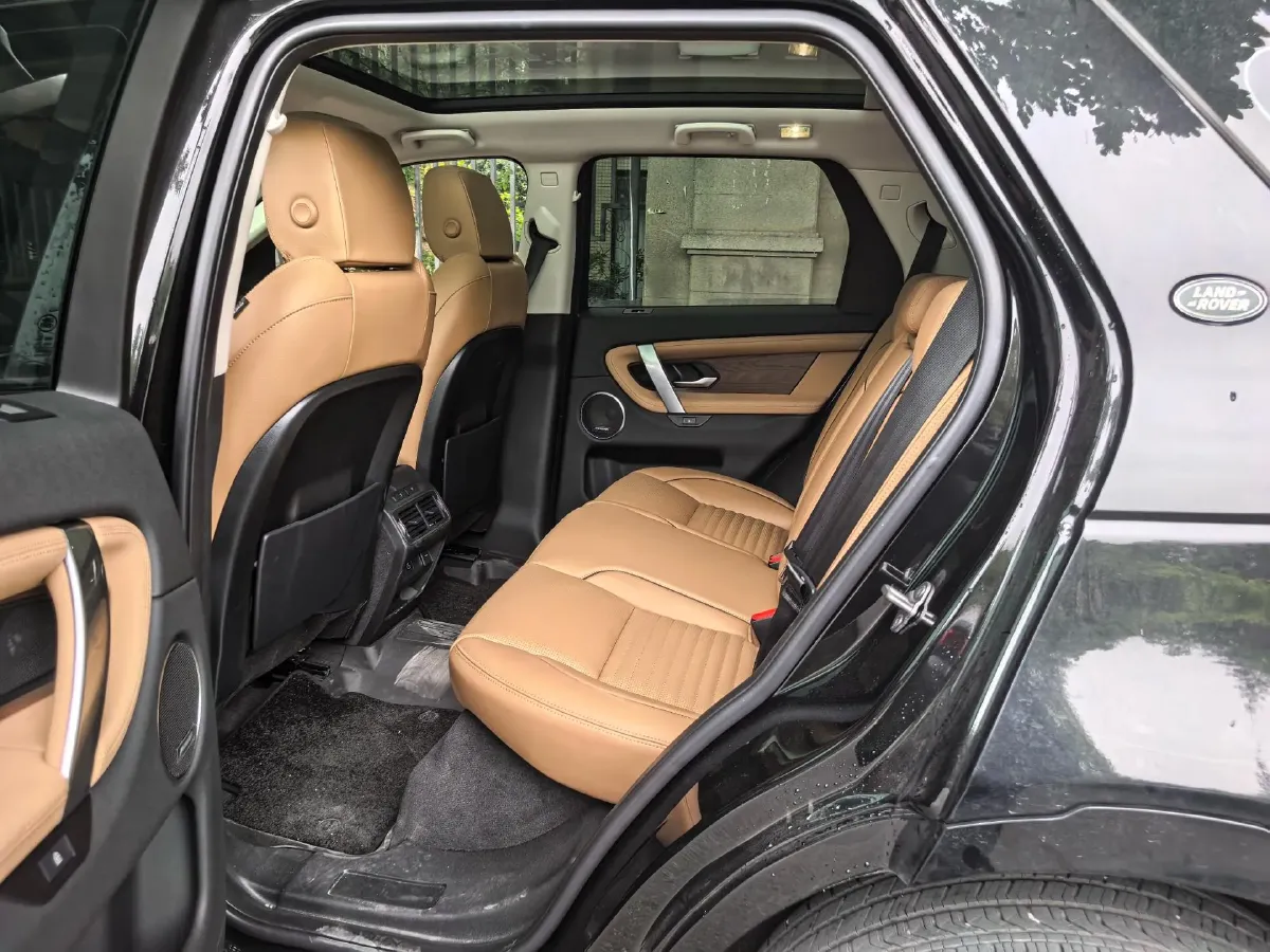 2025 Land Rover Discovery Sport 2.0T 249HP L4 9AT,autocango,china used car exporter,china ev exporter,chinese used car exporter,chinese used ev exporter