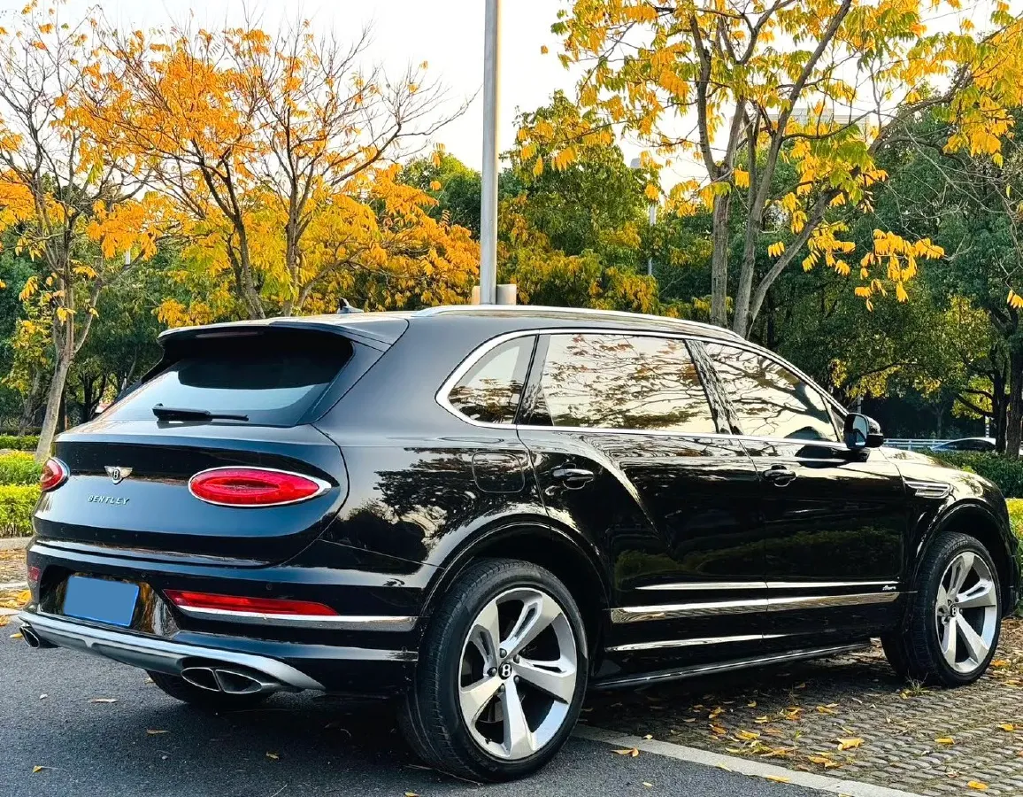 2023 Bentley Bentayga 4.0T 550HP V8 8AT,autocango,china used car exporter,china ev exporter,chinese used car exporter,chinese used ev exporter