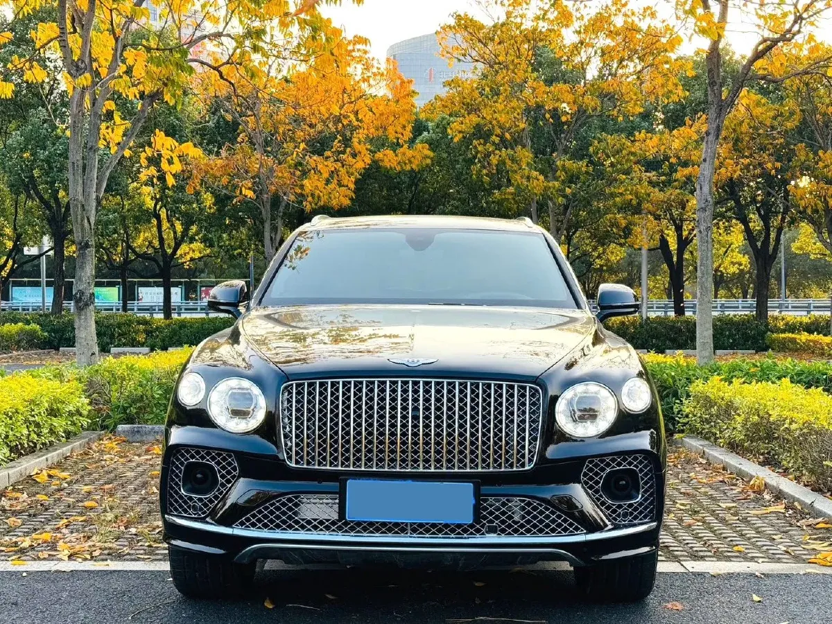 2023 Bentley Bentayga 4.0T 550HP V8 8AT,autocango,china used car exporter,china ev exporter,chinese used car exporter,chinese used ev exporter