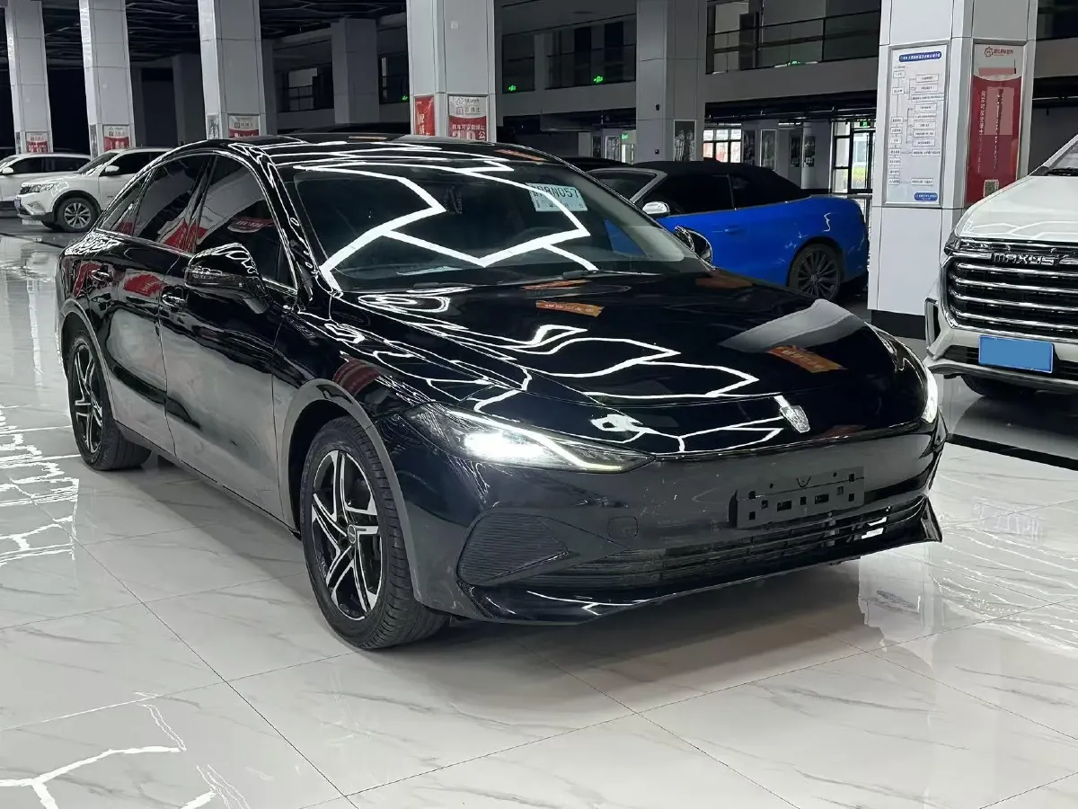 2023 Roewe D7 1.5L 112HP L4 1DHT PHEV 21.4KWH,autocango,china used car exporter,china ev exporter,chinese used car exporter,chinese used ev exporter