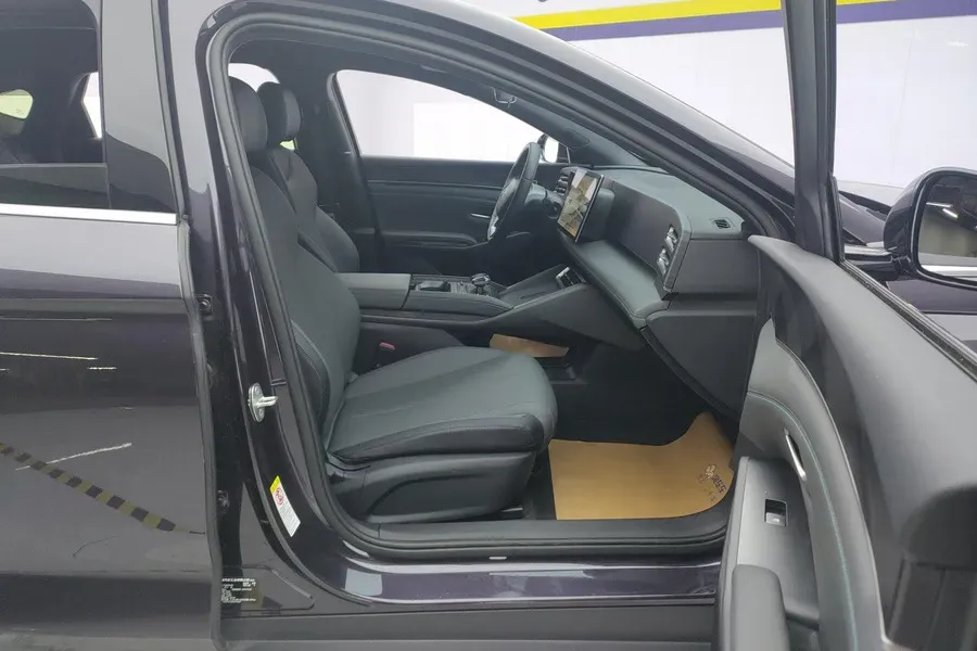 2025 BYD QinL 1.5L 101HP L4 E-CVT PHEV 10.08KWH,autocango,china used car exporter,china ev exporter,chinese used car exporter,chinese used ev exporter