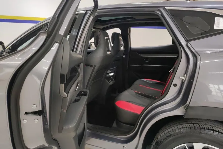 2022 Jetour DASHING 1.6T 197HP L4 7DCT,autocango,china used car exporter,china ev exporter,chinese used car exporter,chinese used ev exporter