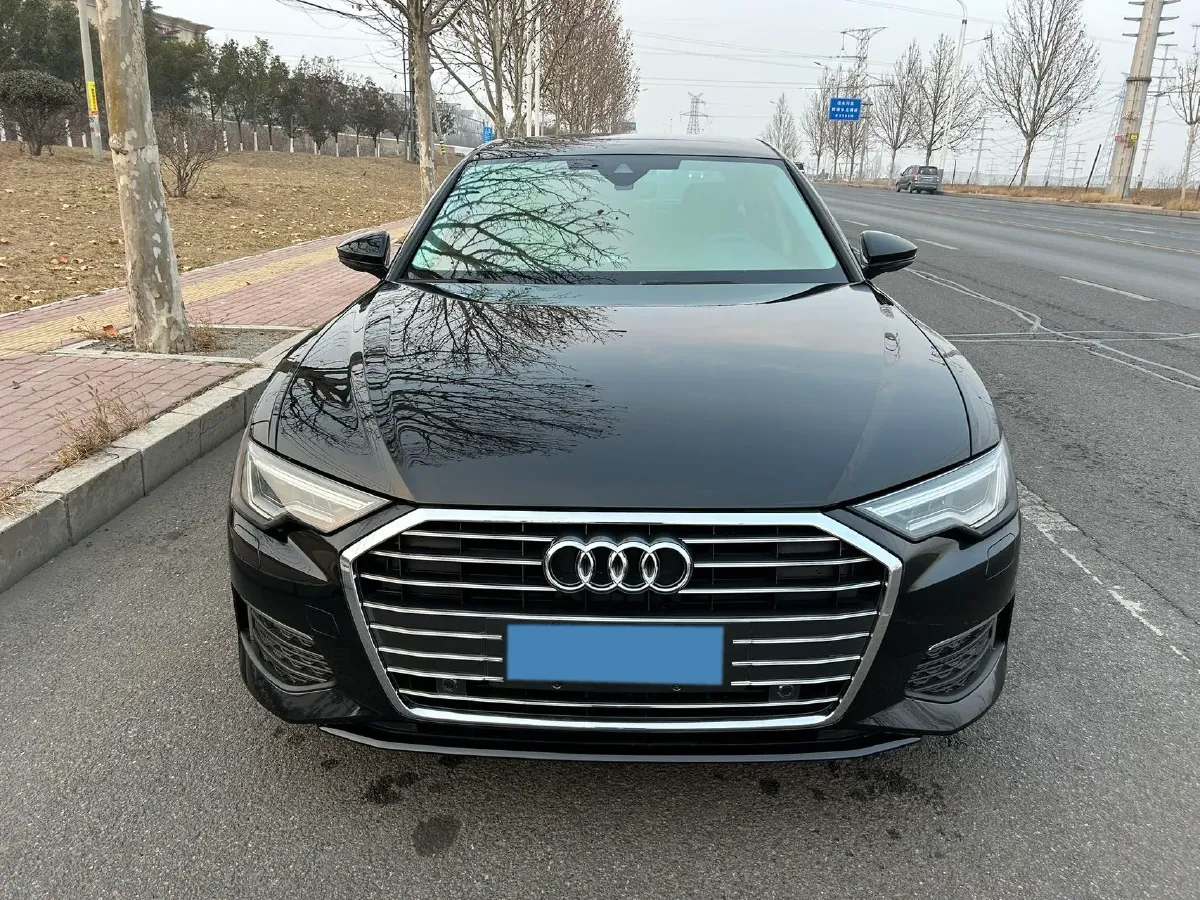 2020 Audi A6L 2.0T 190HP L4 7DCT,autocango,china used car exporter,china ev exporter,chinese used car exporter,chinese used ev exporter