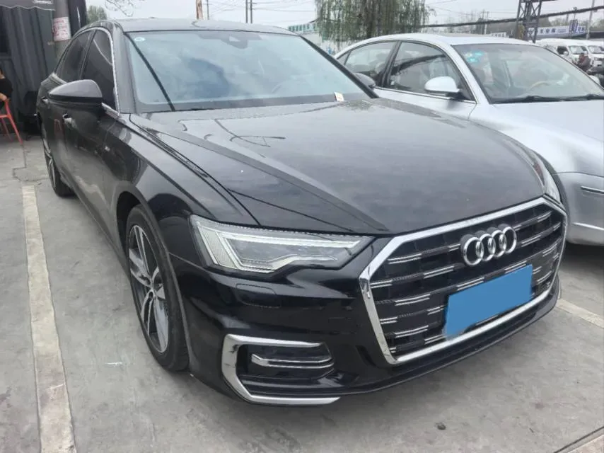 2023 Audi A6L 2.0T 190HP L4 7DCT,autocango,china used car exporter,china ev exporter,chinese used car exporter,chinese used ev exporter