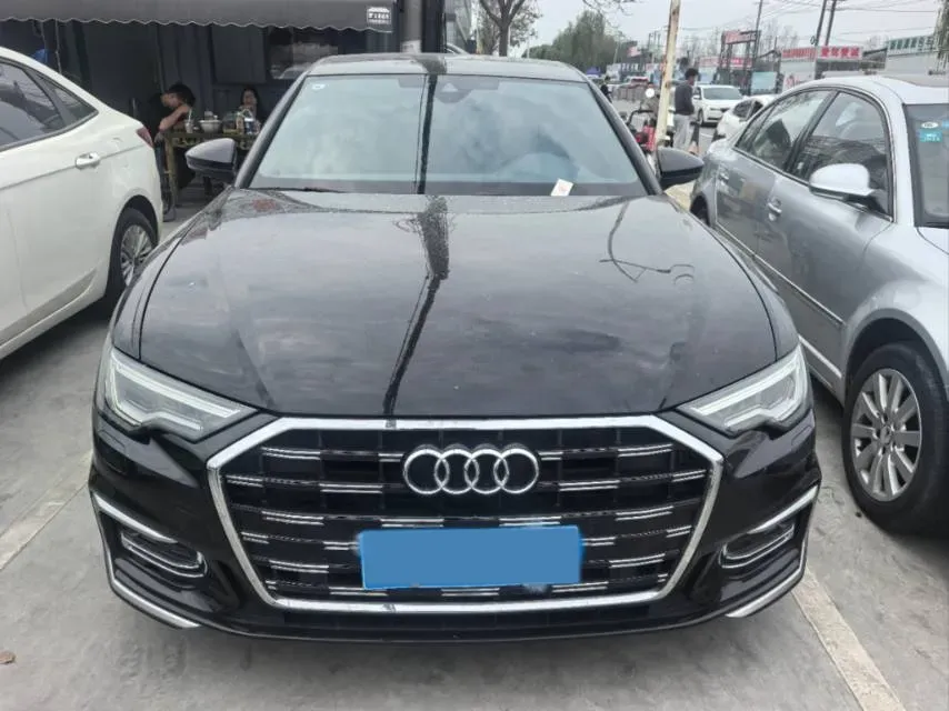 2023 Audi A6L 2.0T 190HP L4 7DCT,autocango,china used car exporter,china ev exporter,chinese used car exporter,chinese used ev exporter