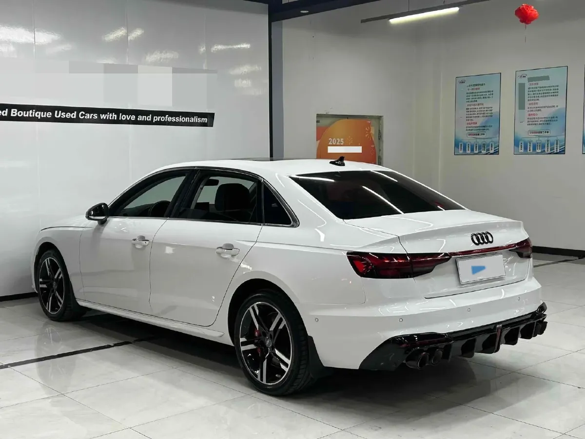 2020 Audi A4L 2.0T 190HP L4 7DCT,autocango,china used car exporter,china ev exporter,chinese used car exporter,chinese used ev exporter