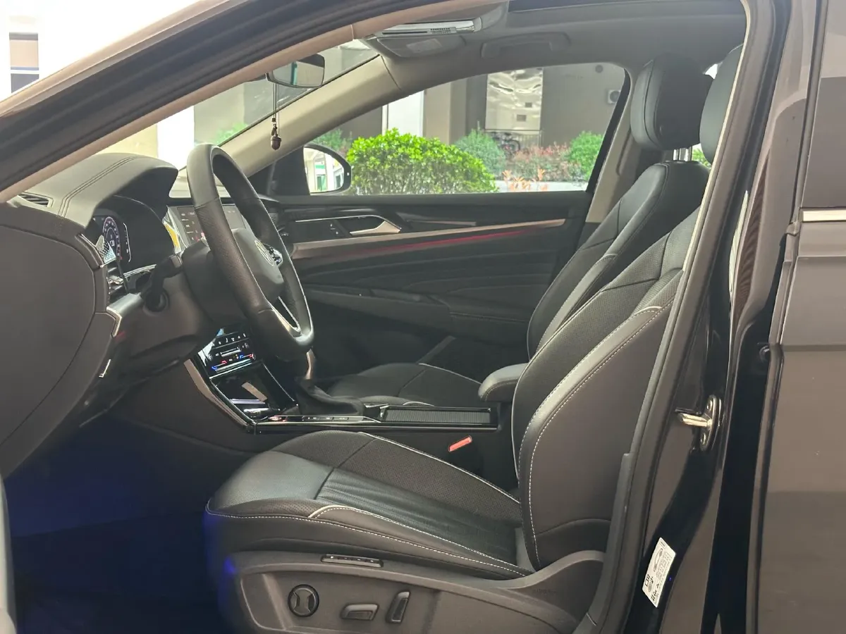 2022 Xpeng P7 BEV 60.2KWH,autocango,china used car exporter,china ev exporter,chinese used car exporter,chinese used ev exporter