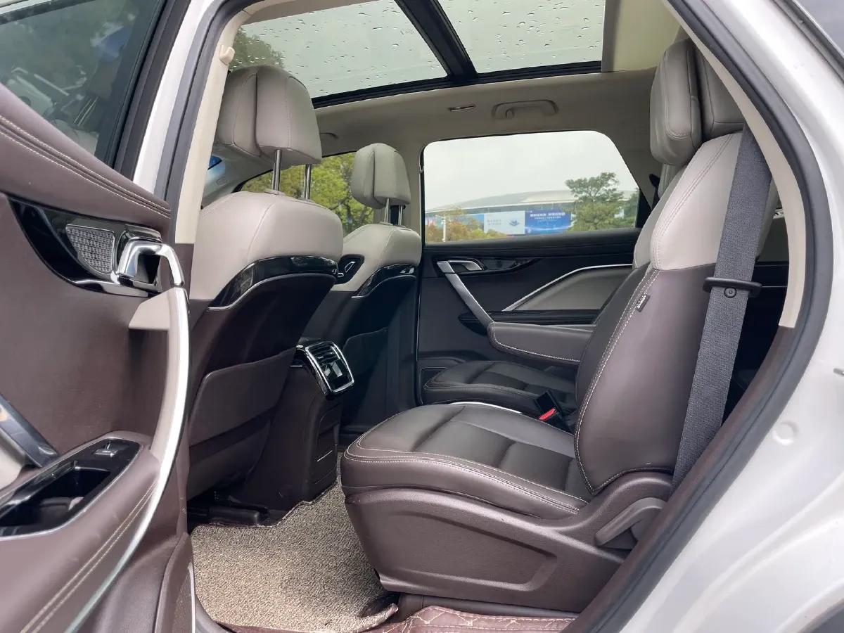 2019 Geely JiaJi 1.5T 177HP L3 7DCT,autocango,china used car exporter,china ev exporter,chinese used car exporter,chinese used ev exporter