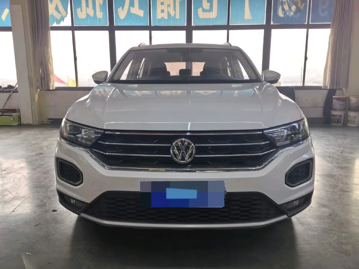 2022 Volkswagen T-Roc 1.4T 150HP L4 7DCT,autocango,china used car exporter,china ev exporter,chinese used car exporter,chinese used ev exporter