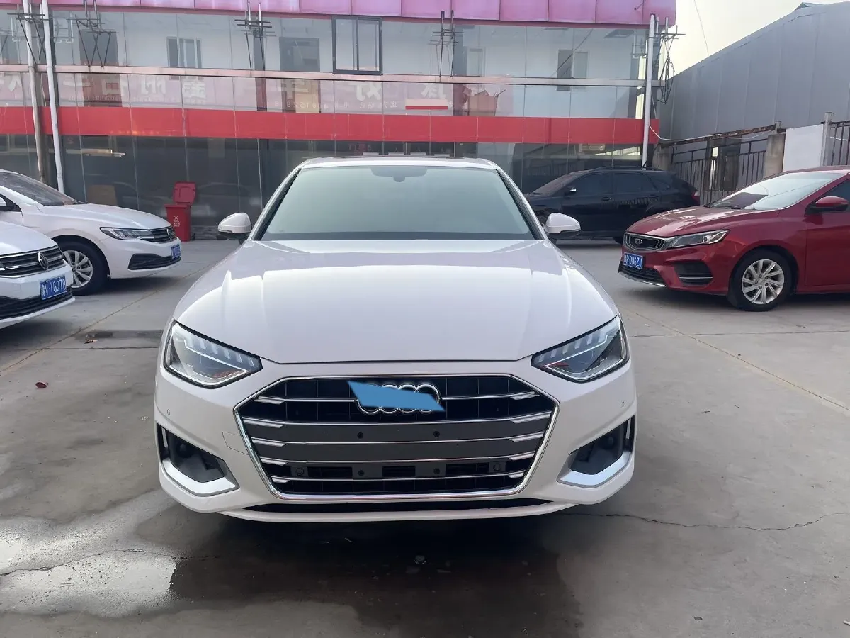 2020 Audi A4L 2.0T 190HP L4 7DCT,autocango,china used car exporter,china ev exporter,chinese used car exporter,chinese used ev exporter