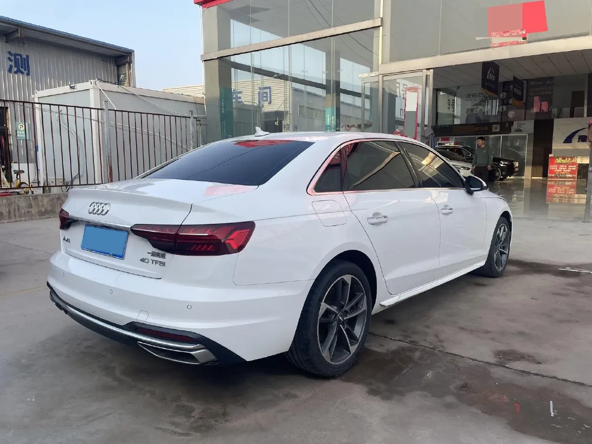 2020 Audi A4L 2.0T 190HP L4 7DCT,autocango,china used car exporter,china ev exporter,chinese used car exporter,chinese used ev exporter