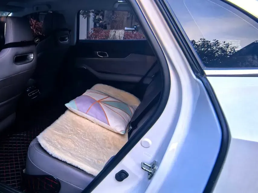 2023 ChangAn UNI-K iDD 1.5T 170HP L4 6TCT PHEV 28.39KWH,autocango,china used car exporter,china ev exporter,chinese used car exporter,chinese used ev exporter